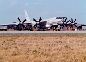 Советский дальний противолодочный самолет ТУ-142